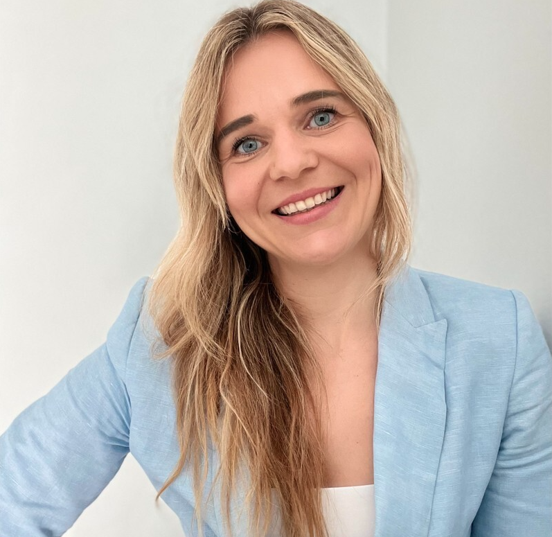 Jana - ADMATIC Training Expert